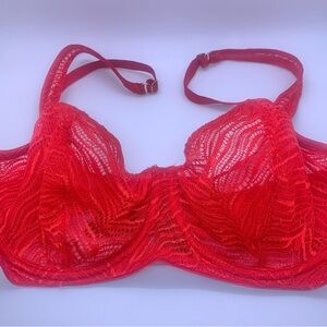 Victoria’s Secret Luxe Lingerie “Very Sexy”  Unlined Balconette Bra Red Lace 38C